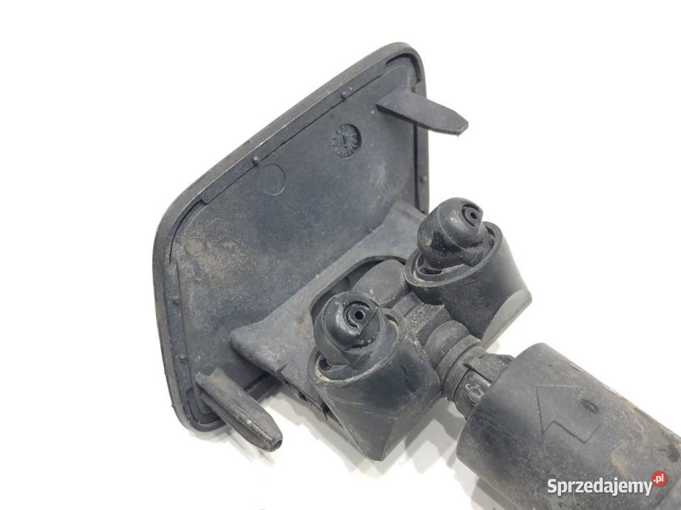 SPRYSKIWACZ REFLEKTORA PRAWY PRZÓD VW PASSAT B6 osobowe podkarpackie