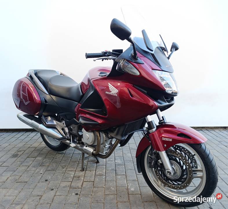 Honda NTV 700 NT700VA 2008 fajny kolor Deauville Rok produkcji 2008 Ostrołęka