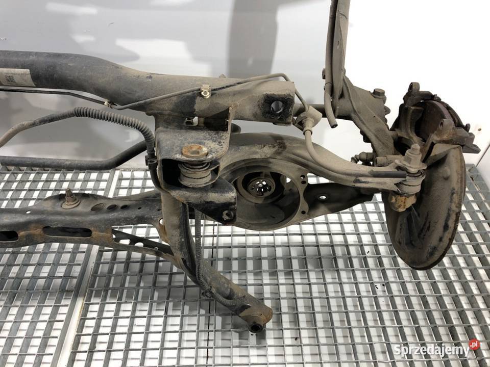 BELKA TYŁ VW GOLF VII Kombi 5Q0505315H TYLNA