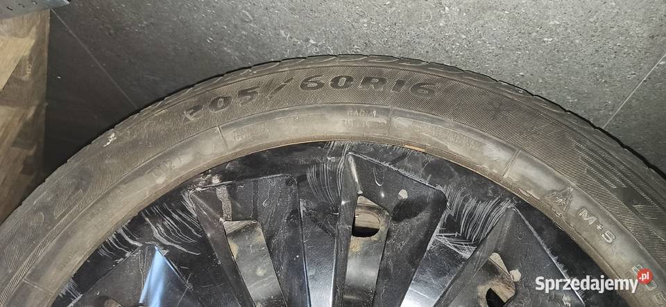 Opony zimowe z felgami sprzedam