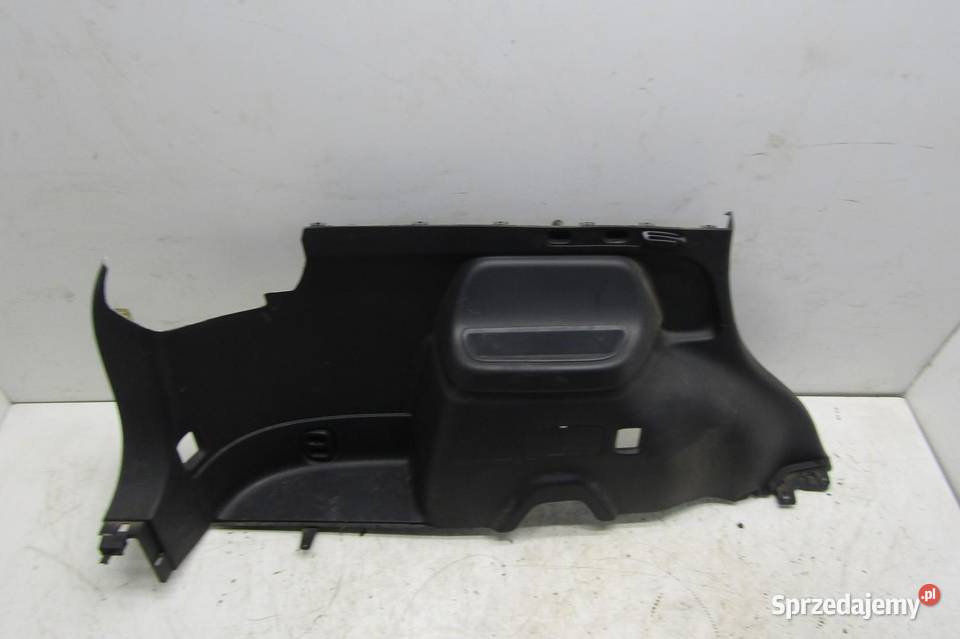 BOCZEK TAPICERKA BAGAŻNIKA LEWY TYŁ MITSUBISHI osobowe