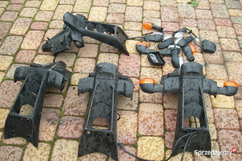 yamaha fz1fz8tylny blotnik kierunki tylna lampa Plastiki Lwówek Śląski