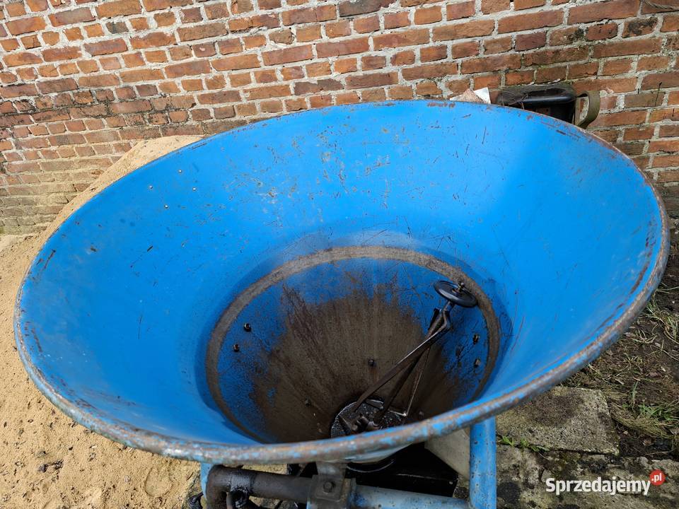 Rozsiewacz do nawozu Rychłocice