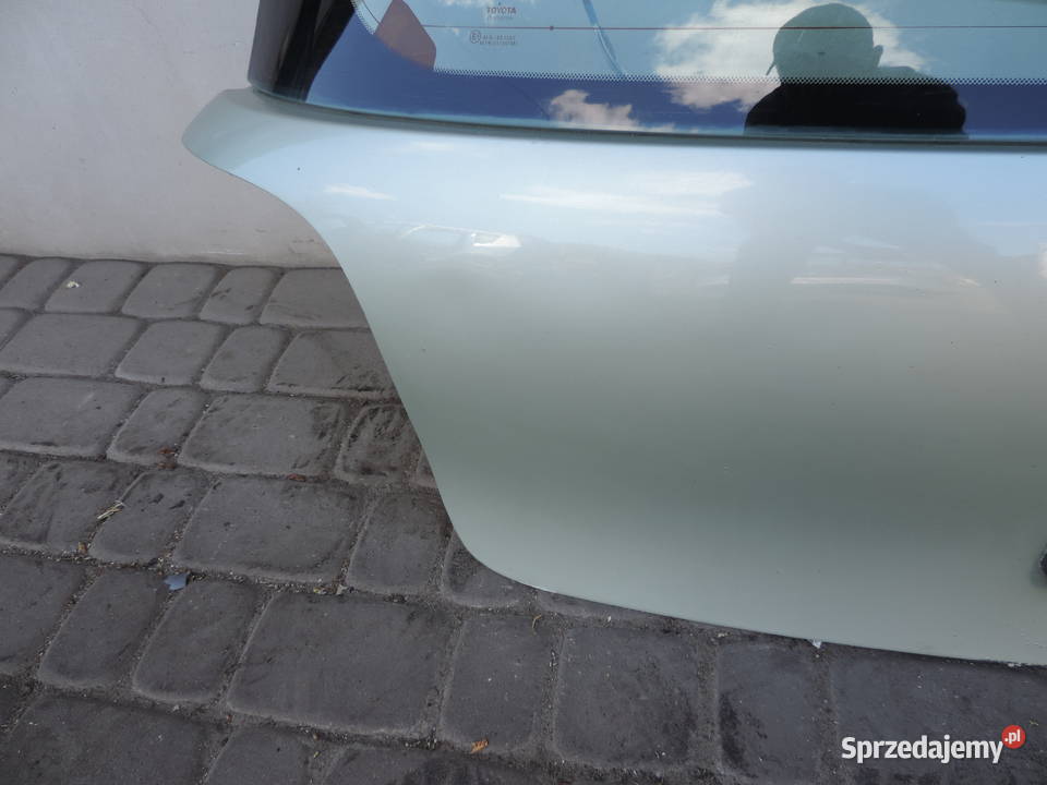 KLAPA BAGAŻNIKA TOYOTA YARIS I 6Q2 HB Rok produkcji 2001 Nowy Sącz