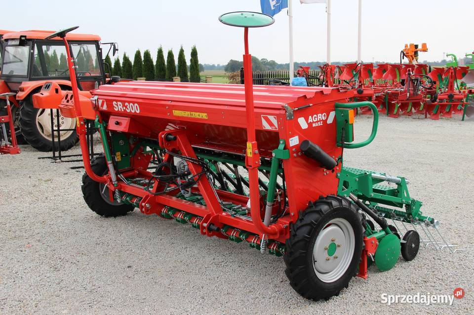 Siewnik zbożowy do zboża AgroMasz 25 27 30 m Rogóźno