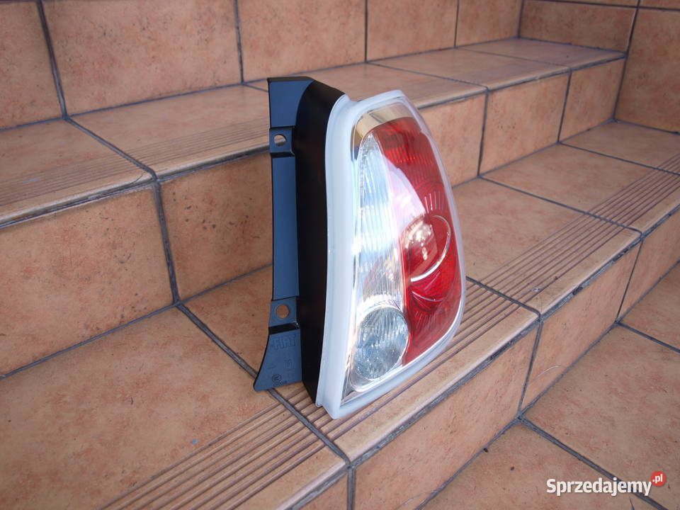Fiat 500 lampa prawa tył 2007 2015r europa wielkopolskie sprzedam