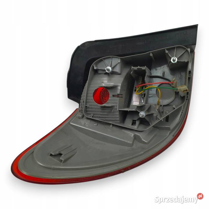 LAMPA PRAWA Mercedes W246 tylna tylnia prawy tył Chełm