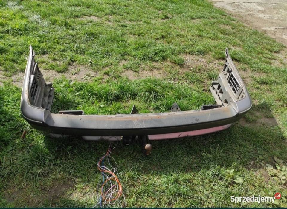 Zderzak tył hak belka bmw e39 kombi osobowe Zderzaki Samborzec