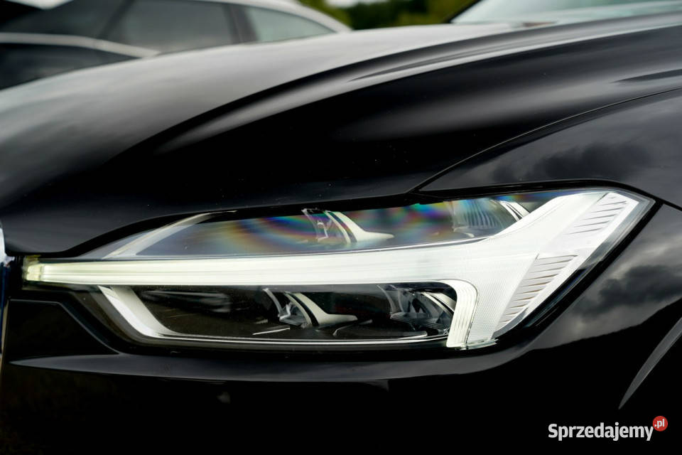 Volvo XC 60 INSCRIPTION panorama FUL LED światła LED Otmuchów sprzedam