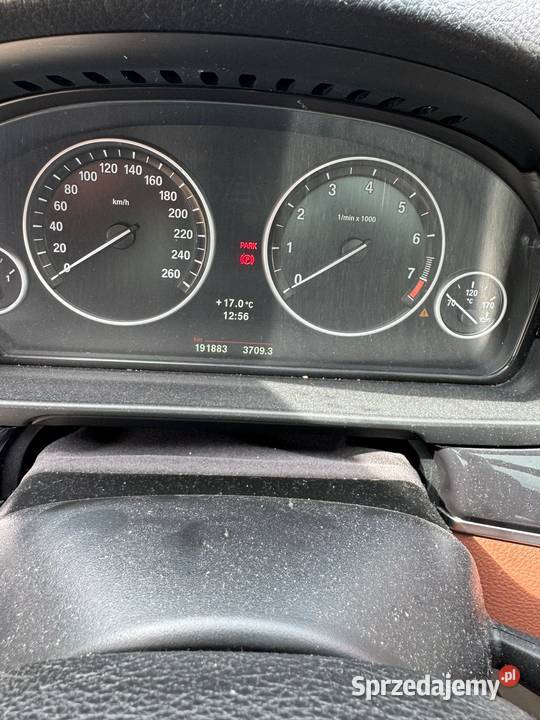 BMW Seria 5 528i xDrive 2012 Komfort moc i napęd Seria 5 sprzedam