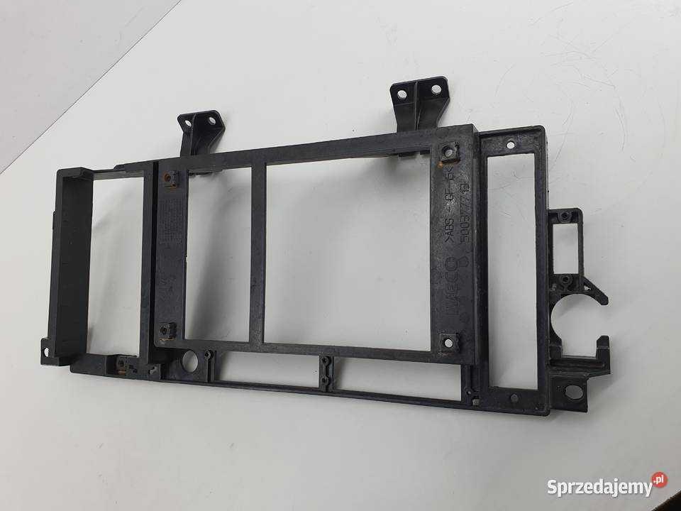 OBUDOWA MOCOWANIE BEZPIECZNIKOW IVECO EUROCARGO