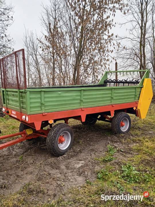 rozrzutnik dwuosiowy 4 tony warfama agromet Bryski