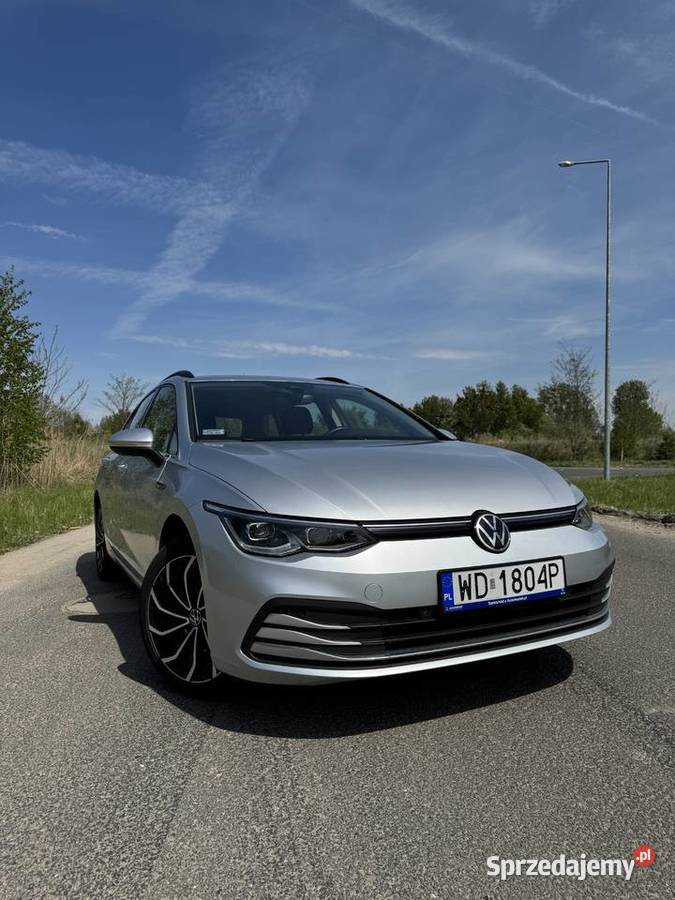 VW Golf VIII 15 eTSI 150 Automat DSG KOMBI SALON kurtyny powietrzne Konin