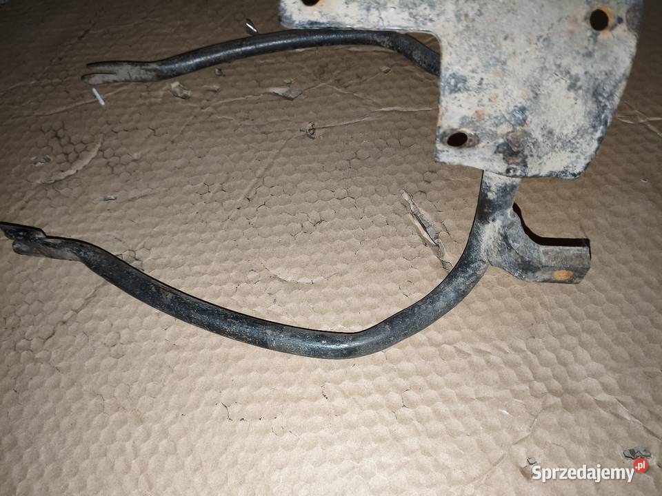 Uchwyt mocowanie tylnego błotnika K750 sprzedam