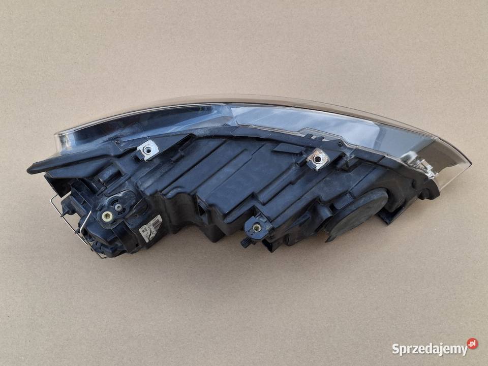 VW POLO V 6R 0914 REFLEKTOR LEWY H4 LAMPA LEWA osobowe sprzedam