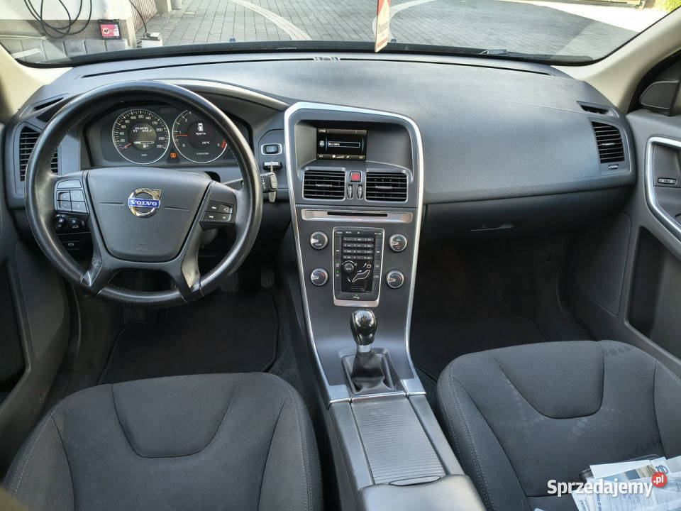 Volvo XC 60 20d 163 DRIVe Kinetic Serwisowany sprzedam