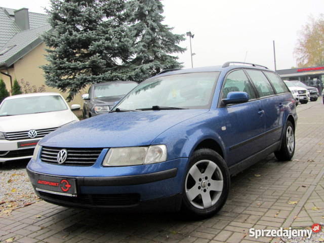Nieuszkodzony Volkswagen Passat B5 niebieski Mława