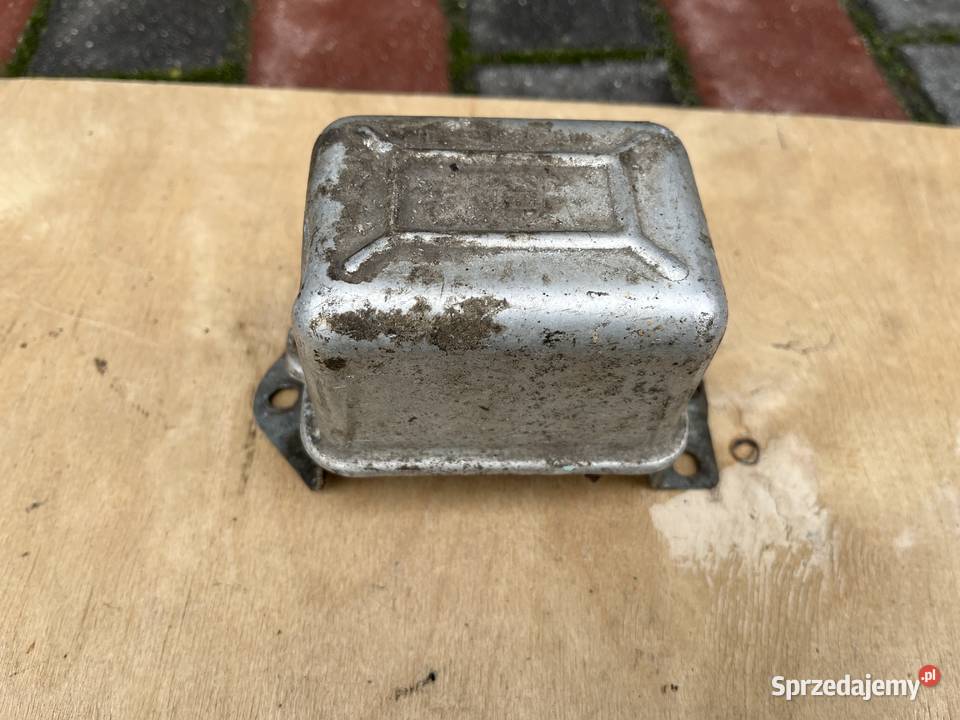 Regulator napięcia do Syreny 105