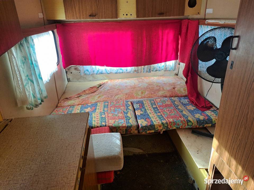 Przyczepa kampingowa kamping kamper Rok produkcji 2000 Kampery lubuskie Deszczno
