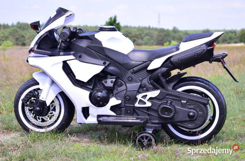 NAJNOWSZY WIELKI MOTOR ŚCIGACZ ŚWIECĄCE KOŁA Toruń