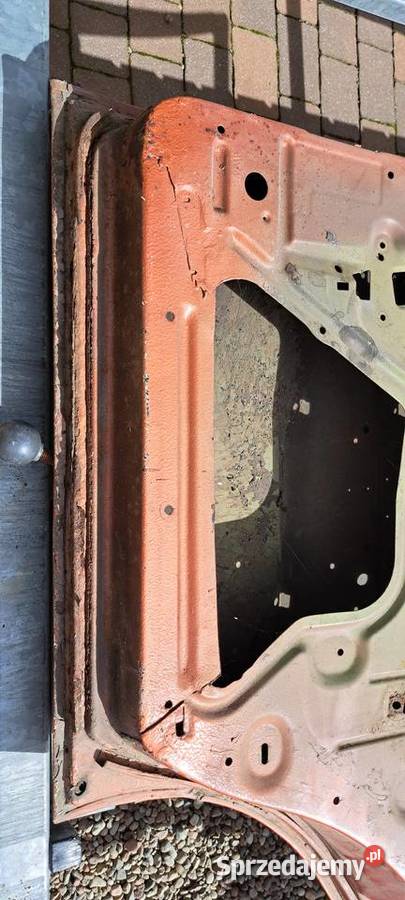 Drzwi prawy tył Mercedes W123 sedan pomorskie Luzino