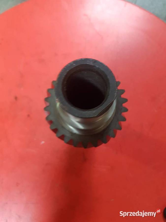 Wałek pośredni reduktora Ursus c385 84121001 Sulechów