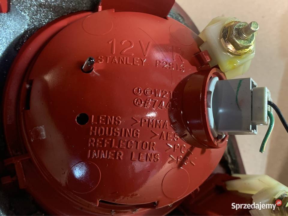Lampa tył tylna prawa P2931R mazda 3 bk 5d Szczecin sprzedam