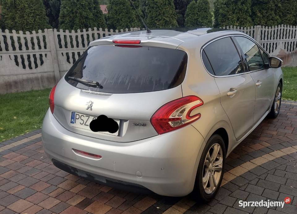 Peugeot 208 Allure Pure Tech 12 benzyna 82KM Krzyż Wielkopolski sprzedam