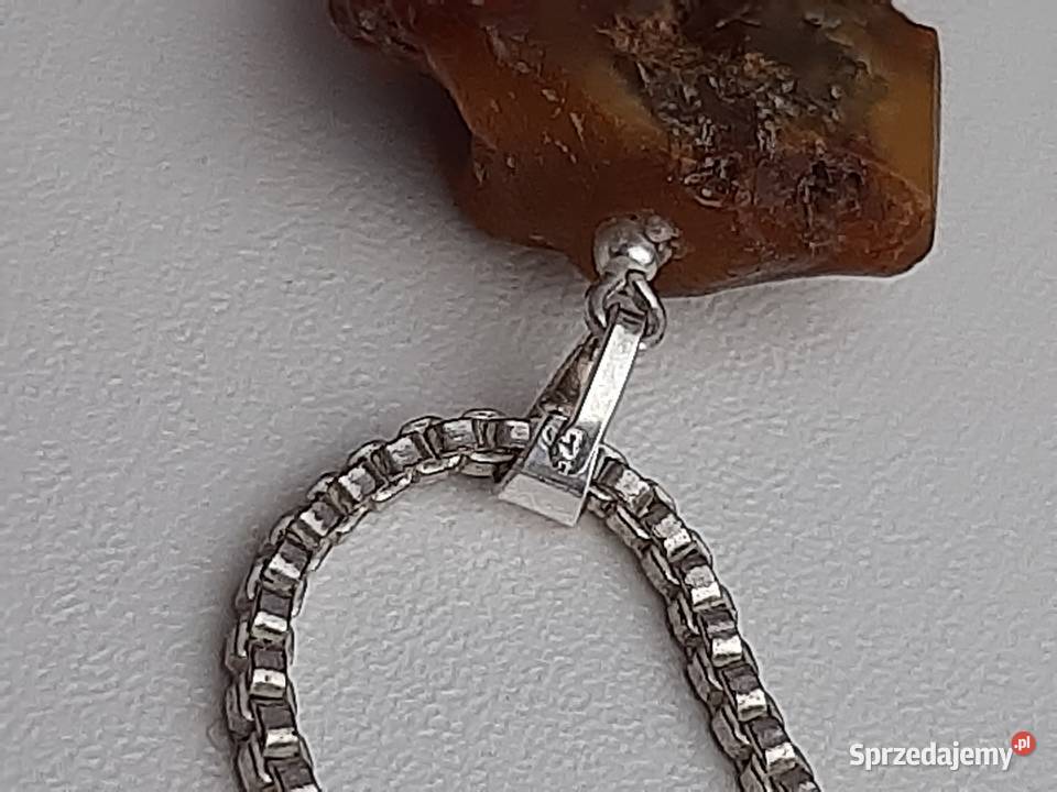 zawieszka z bursztynem