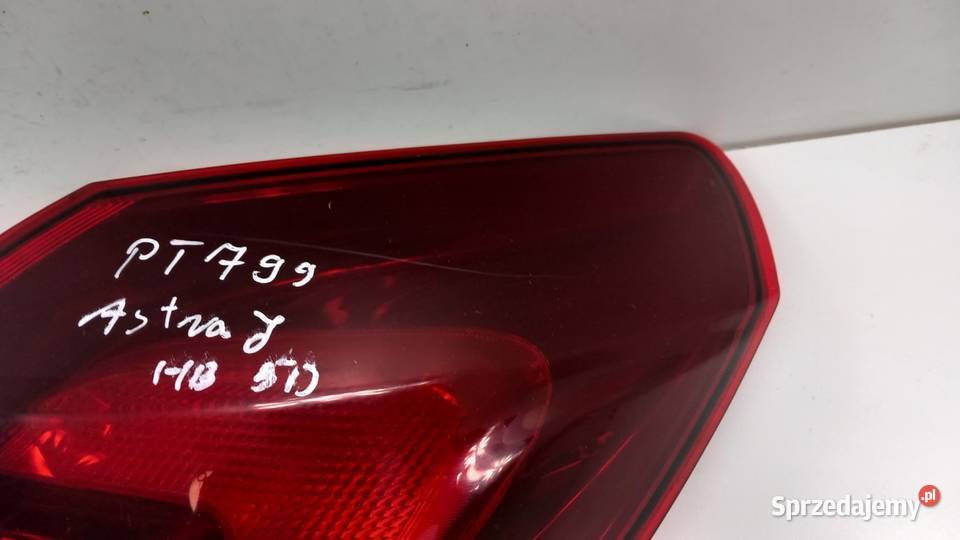 OPEL ASTRA J HB 5D LAMPA TYŁ PRAWA Zbierkowo sprzedam
