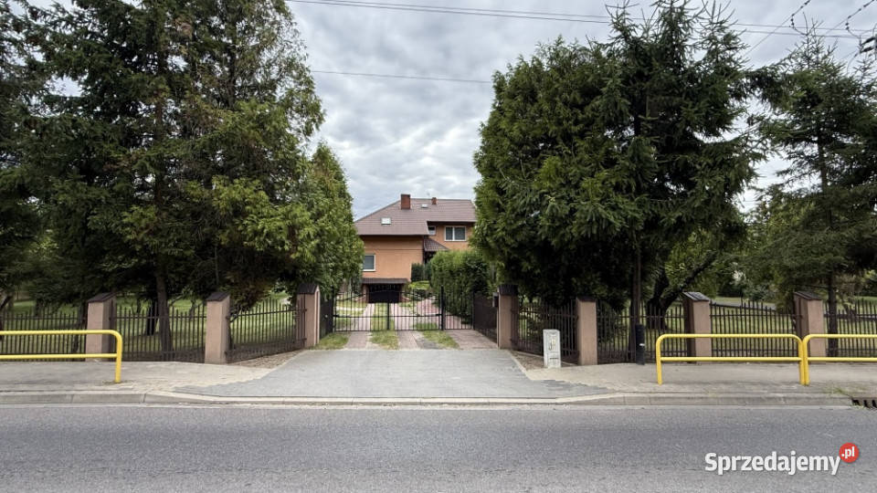 Duża posiadłość 300 m jeziora Mikorzyn k Ślesina