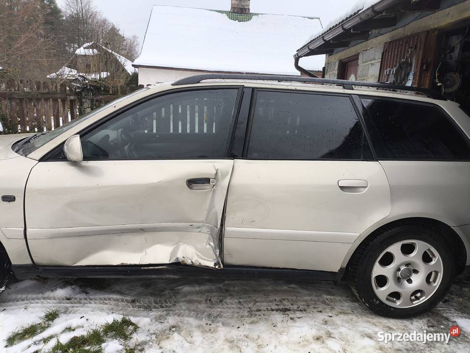 Audi a4b5 18t GAZ wypadku sprzedam