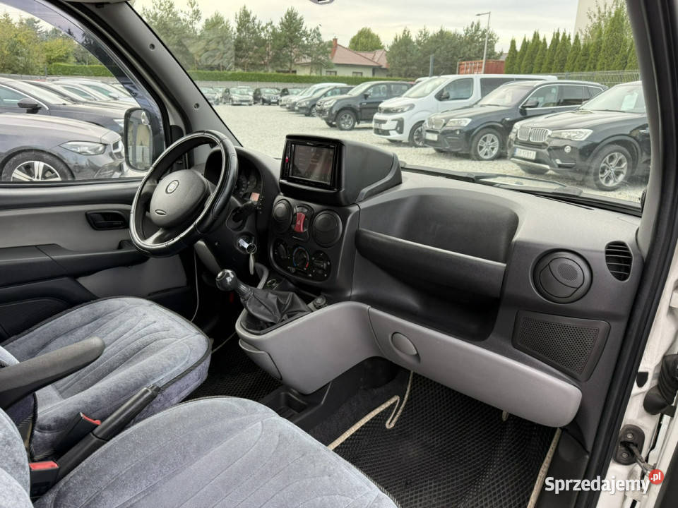 Fiat Doblo 13 16V 75 2009r 387 MAXI biały Wrocław