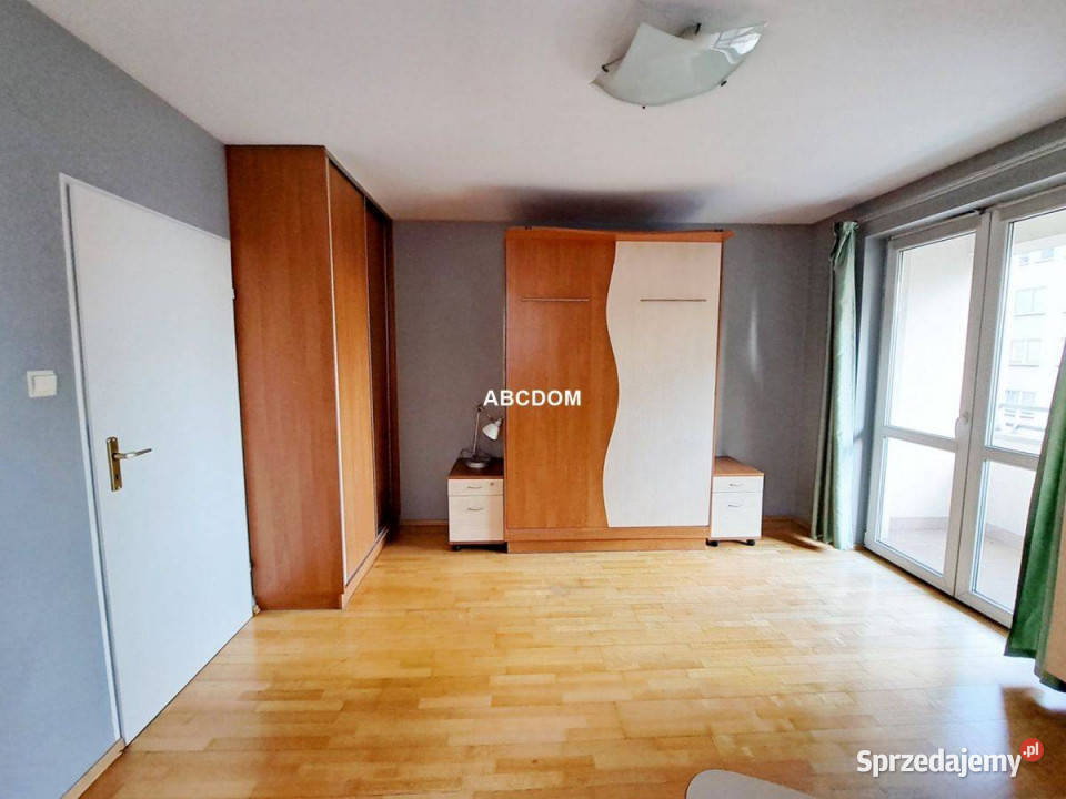 Żabiniec 2 pokoje 2 balkony garaż sprzedam