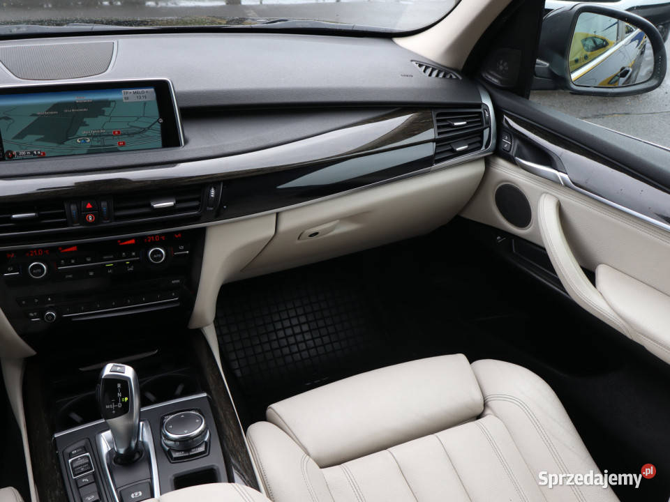 BMW X5 xDrive25d bluetooth