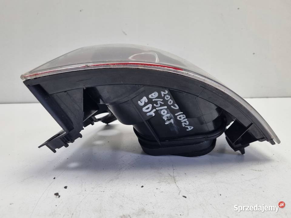 LAMPA PRAWA Seat Ibiza III LIFT 0508r TYLNIA Rudka