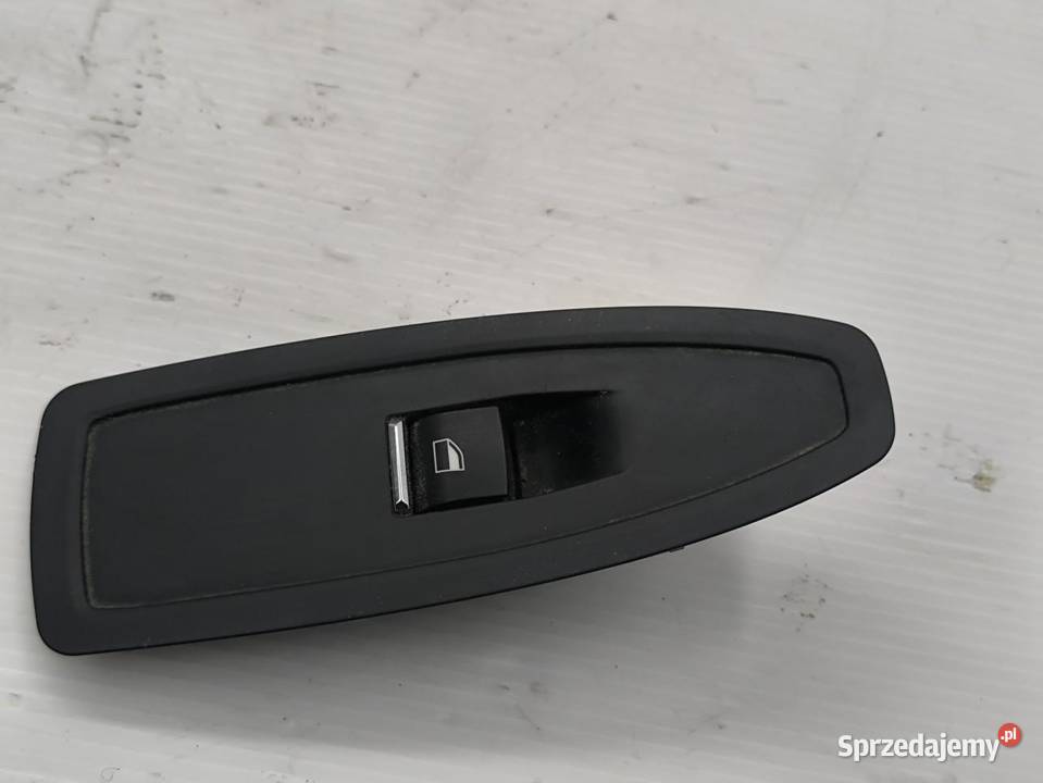 PANEL PRZEŁĄCZNIK SZYB PRAWY PRZÓD BMW F31 LIFT osobowe