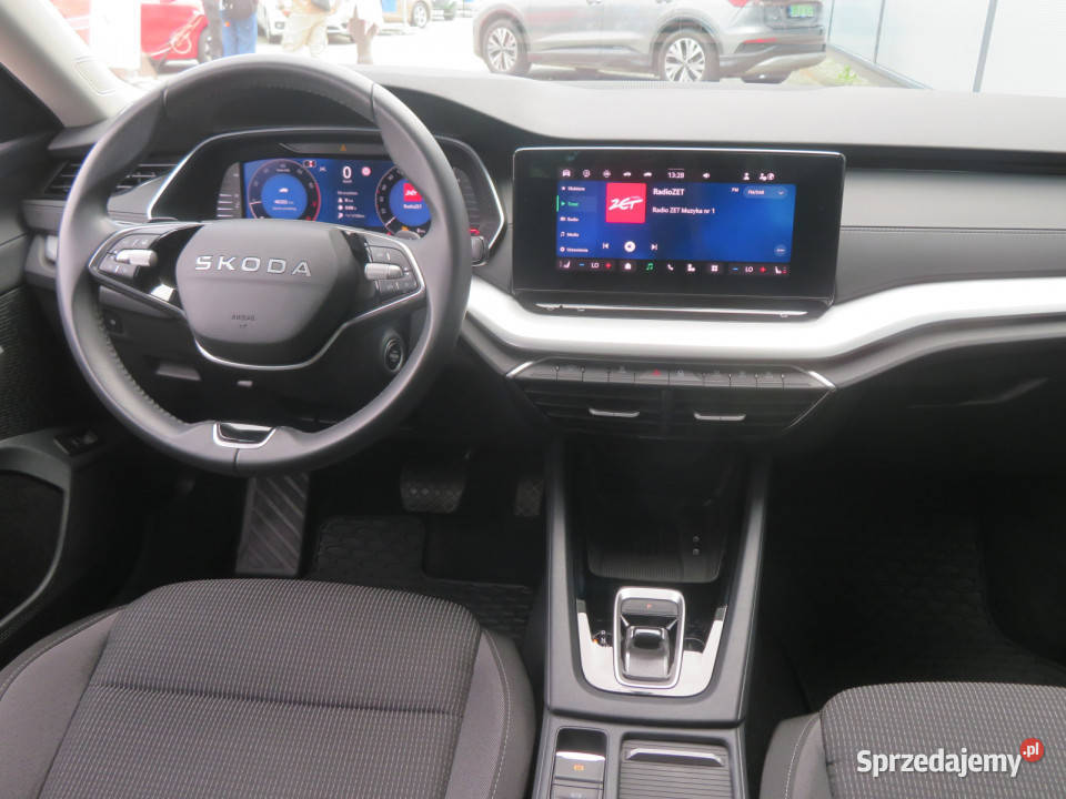 Skoda Octavia 15 eTSI mHEV czarny Katowice sprzedam