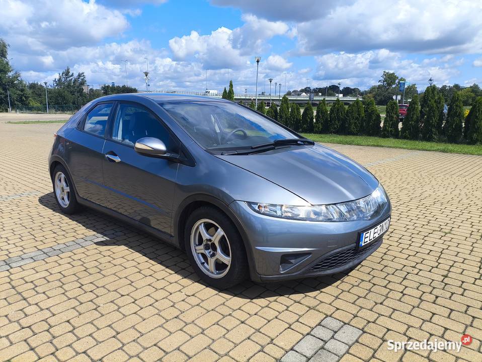 Honda Civic 18 Ufo benzyna Samochody osobowe Uniejów