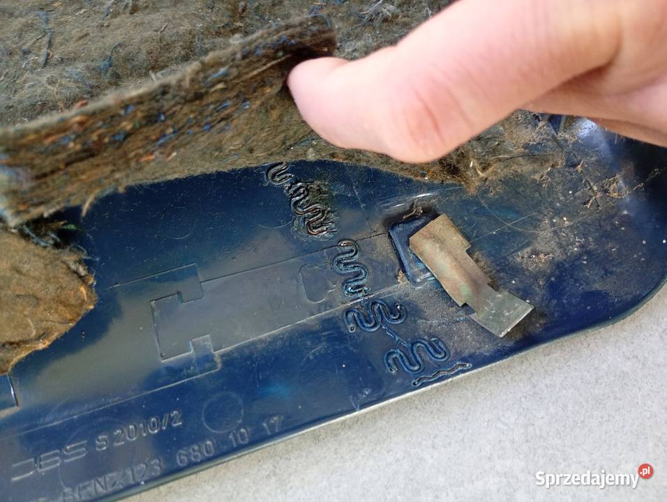 Mercedes w123 osłona deski niebieska Tarnowskie Góry sprzedam