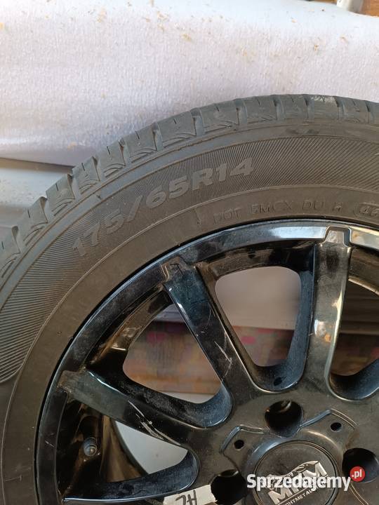 Sprzedam alufelgi z oponami letnimi Hankook Wyszków sprzedam