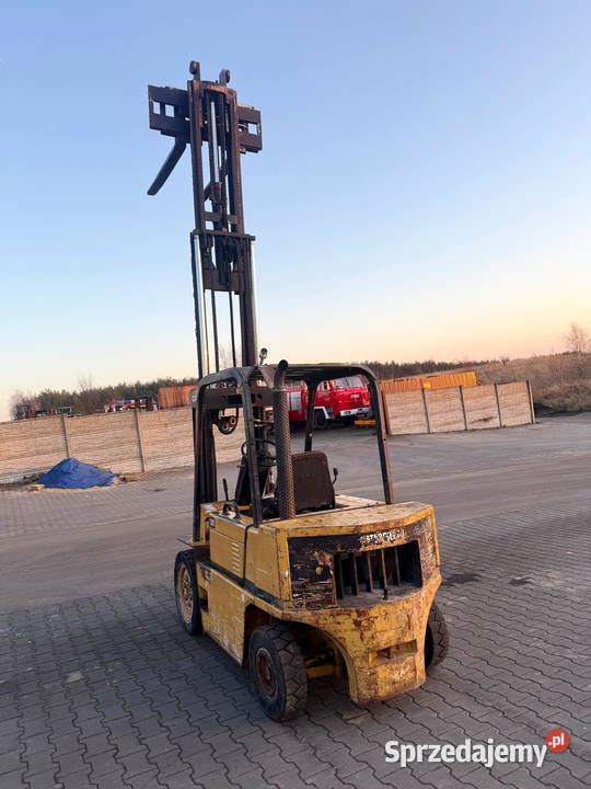 wózek widłowy CATERPILLAR V50D diesel Triplex Wózki widłowe Działoszyn