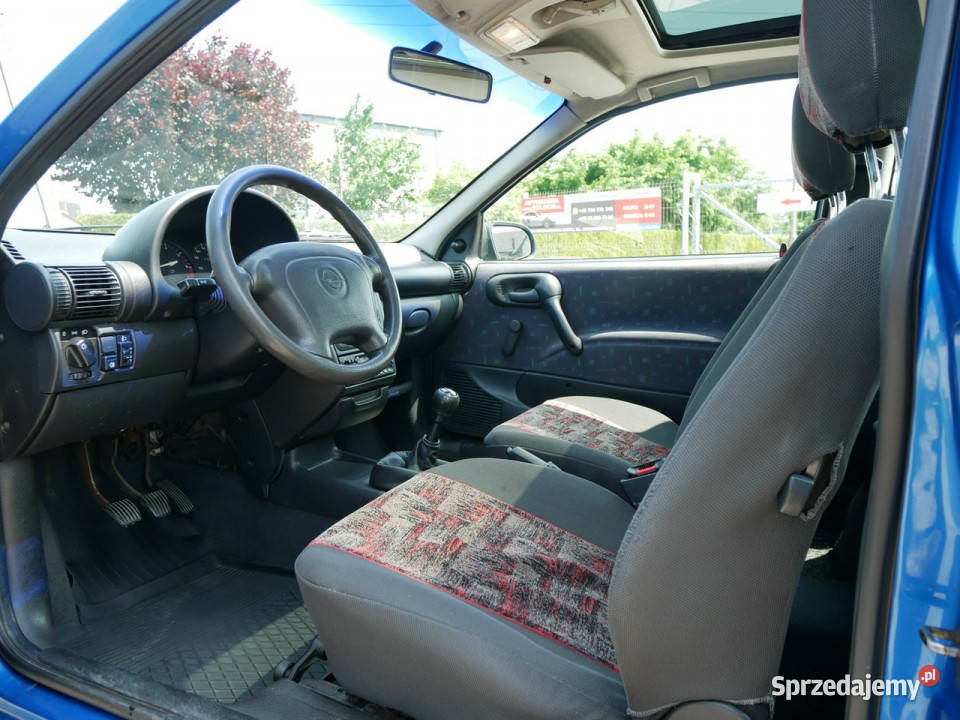 Opel Corsa 10 12V 54 Eu5 3 Drzwi B 19932000 Goczałkowice-Zdrój