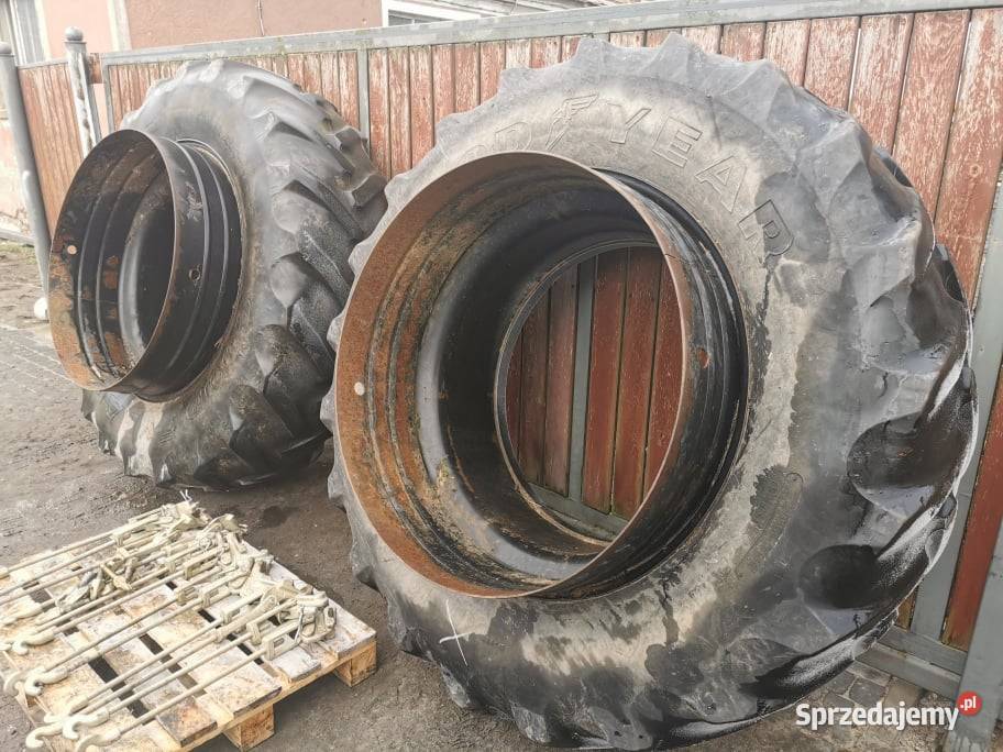 Koła bliźniacze 18X42 John Deere 8330 208 R42