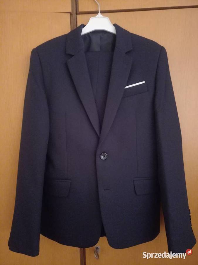 Garnitur komunijny rozmiar 146 Łomianki