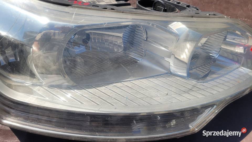 CITROEN C5 III 08 REFLEKTOR LAMPA PRAWA PRAWY Ruda Śląska