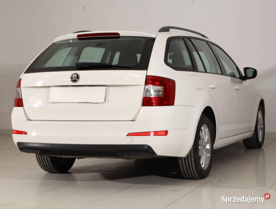 Skoda Octavia 16 TDI wielofunkcyjna kierownica sprzedam