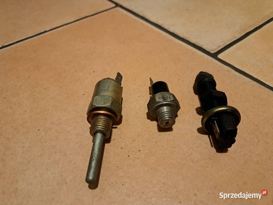 Włącznik światła cofania nowy Fiat 125p Polonez osobowe Leszno