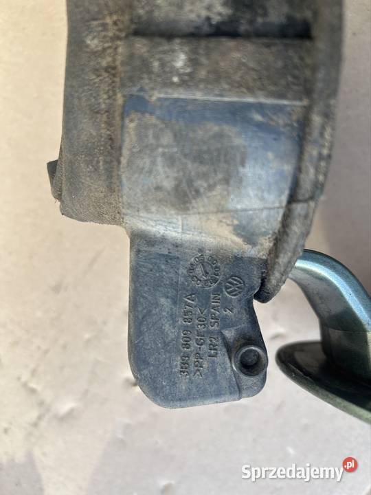 Klapka wlewu paliwa Passat b5 3b9809857a kujawsko-pomorskie Grudziądz sprzedam