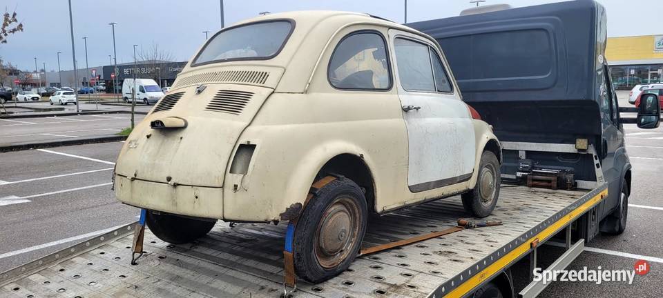 Fiat 500 L uszkodzony